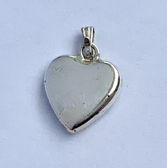 vintage New Zealand .925 sterling silver and paua (New Zealand abalone) heart pendant with Ataahua bee mark